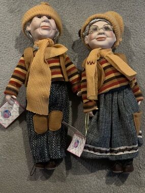 J. Miso Elderly Couple Porcelain Doll Pair - Mustard and Gray